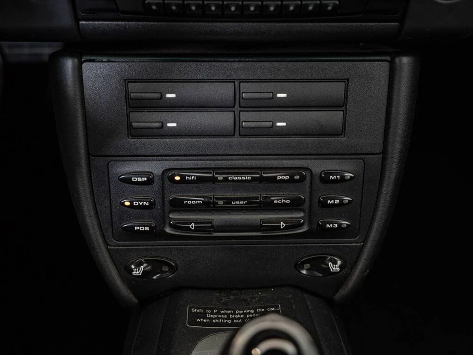 2001 Porsche 996 Carrera - Image 30 of 31
