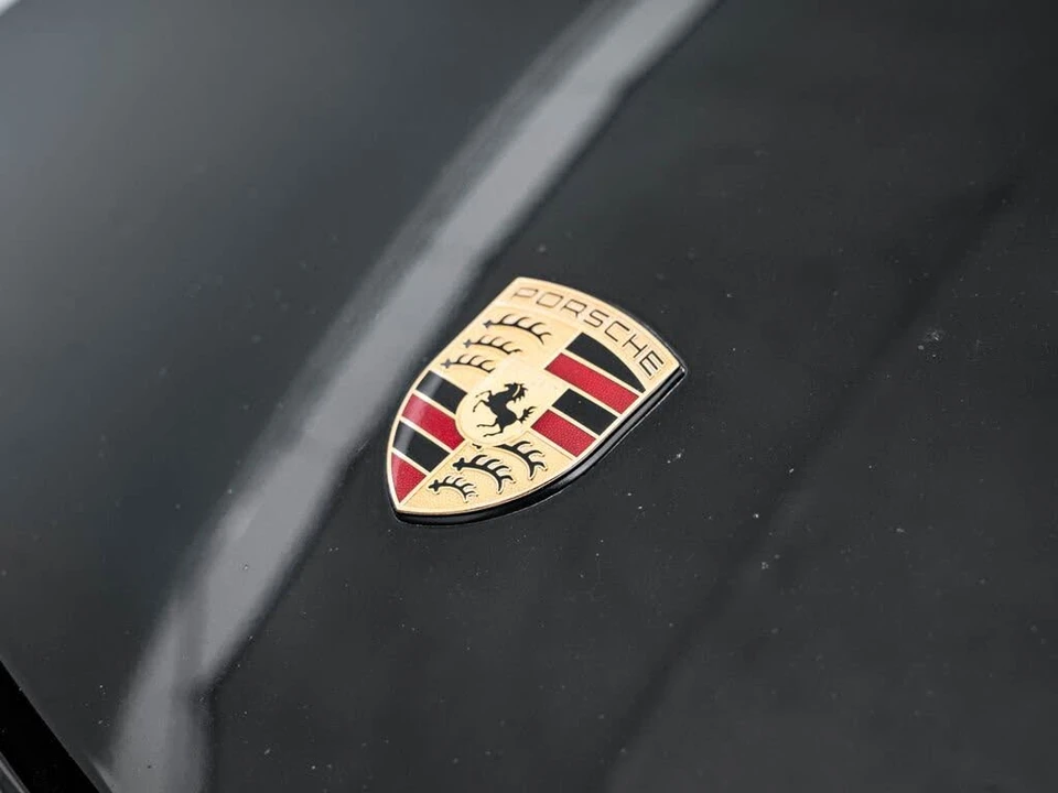 2001 Porsche 996 Carrera - Image 14 of 31