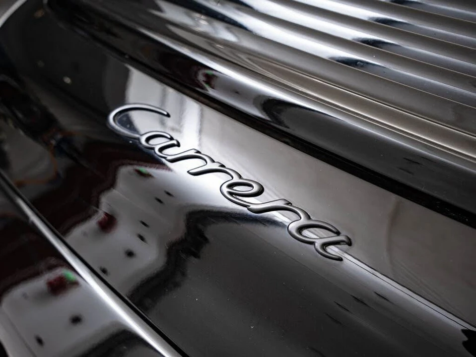 2001 Porsche 996 Carrera - Image 17 of 31