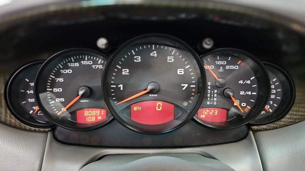 2001 Porsche 996 Carrera - Image 17 of 31