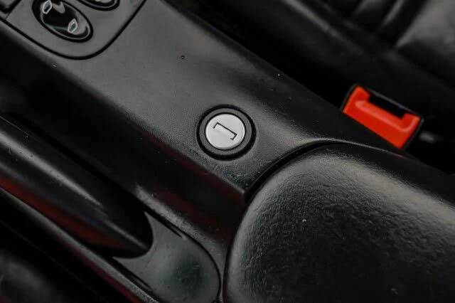 2001 Porsche 996 Carrera - Image 20 of 31