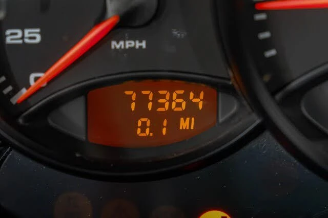 2001 Porsche 996 Carrera - Image 18 of 31