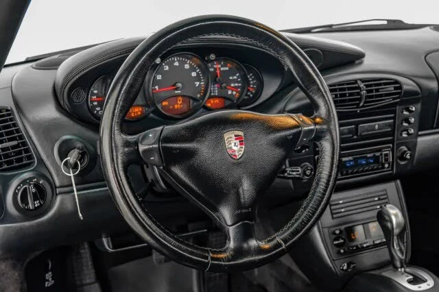 2001 Porsche 996 Carrera - Image 13 of 31
