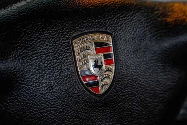 2001 Porsche 996 Carrera - Image 15 of 31