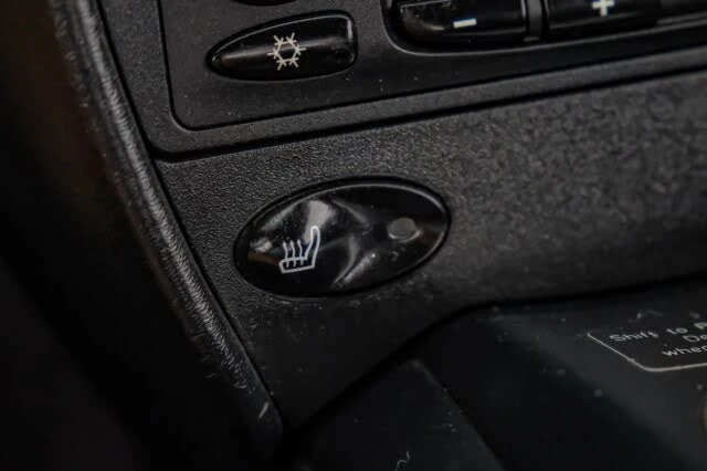 2001 Porsche 996 Carrera - Image 24 of 31