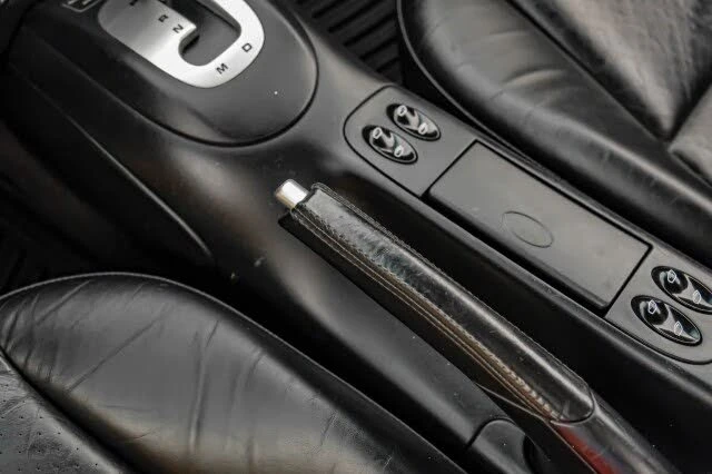 2001 Porsche 996 Carrera - Image 22 of 31