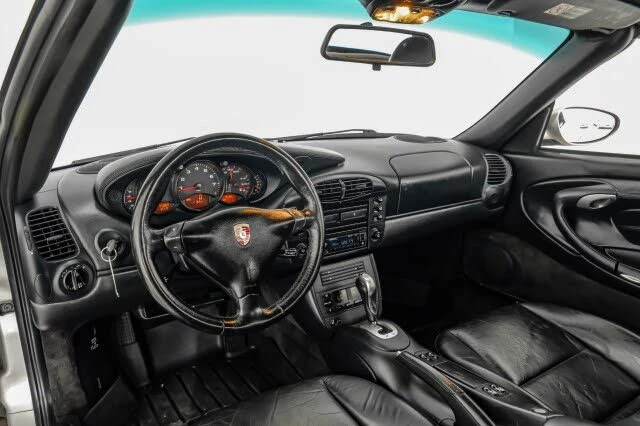 2001 Porsche 996 Carrera - Image 12 of 31