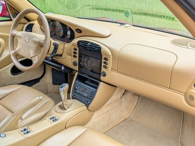 2001 Porsche 996 Carrera - Image 22 of 30