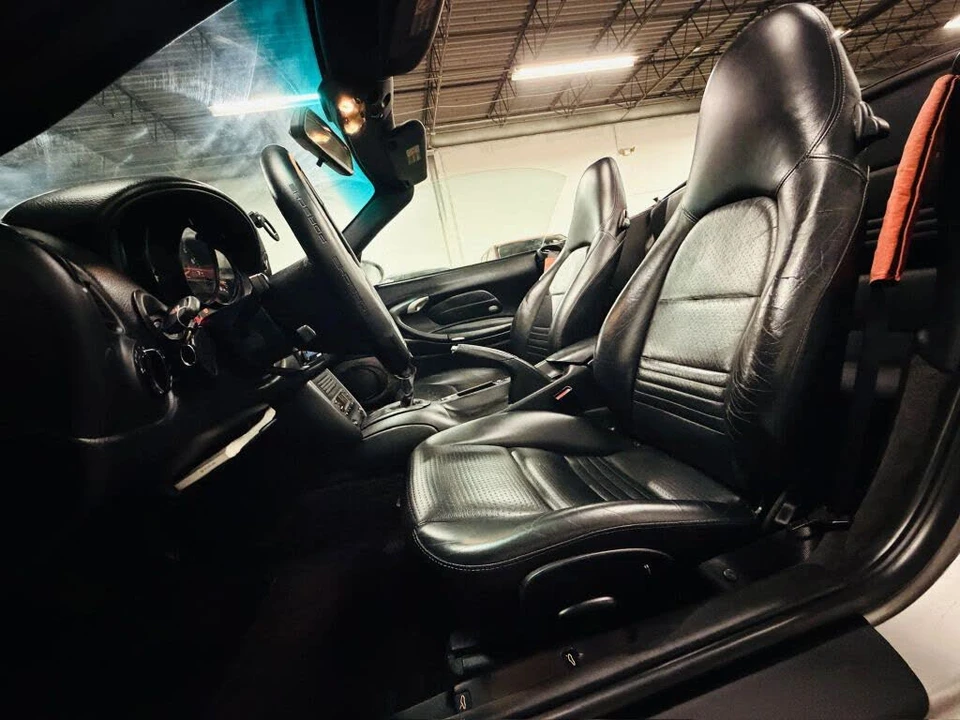 2001 Porsche 996 Carrera - Image 18 of 31