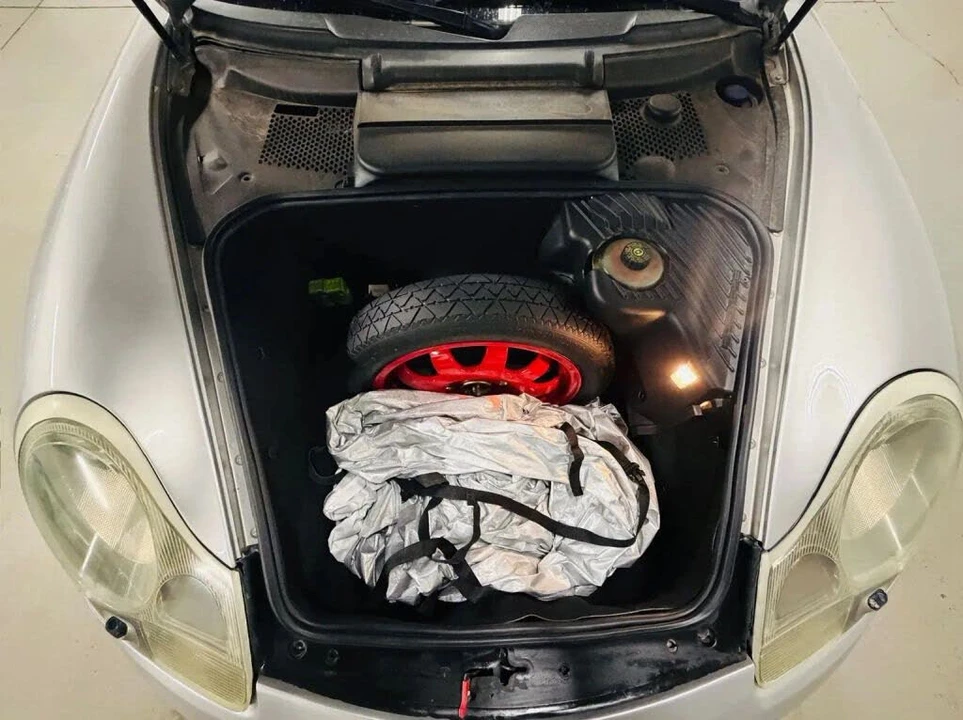 2001 Porsche 996 Carrera - Image 31 of 31