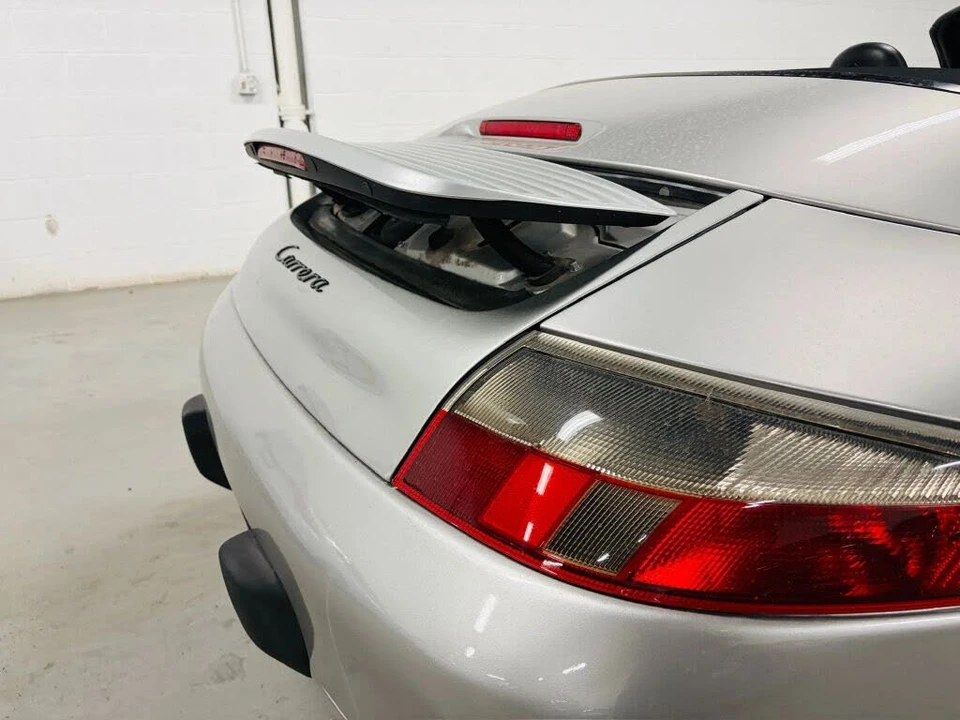 2001 Porsche 996 Carrera - Image 11 of 31