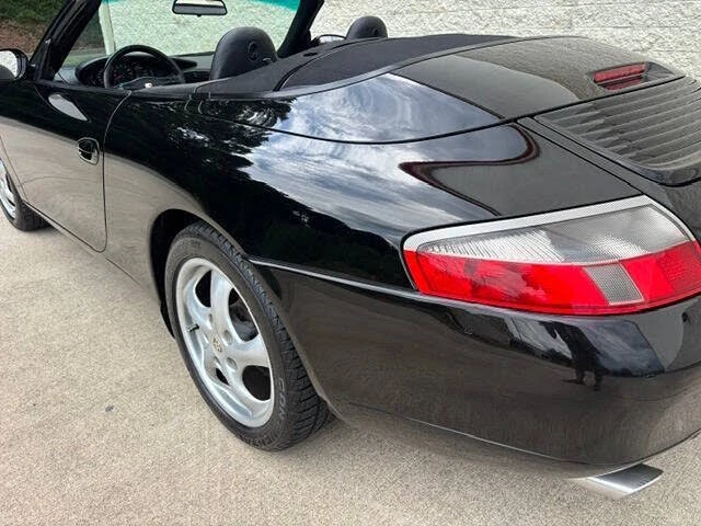 2001 Porsche 996 Carrera - Image 25 of 31