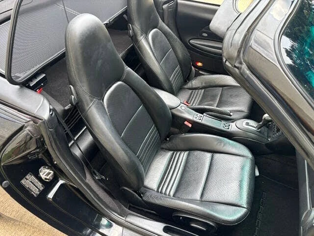 2001 Porsche 996 Carrera - Image 13 of 31