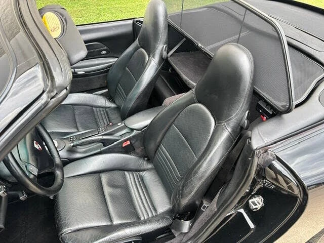 2001 Porsche 996 Carrera - Image 11 of 31