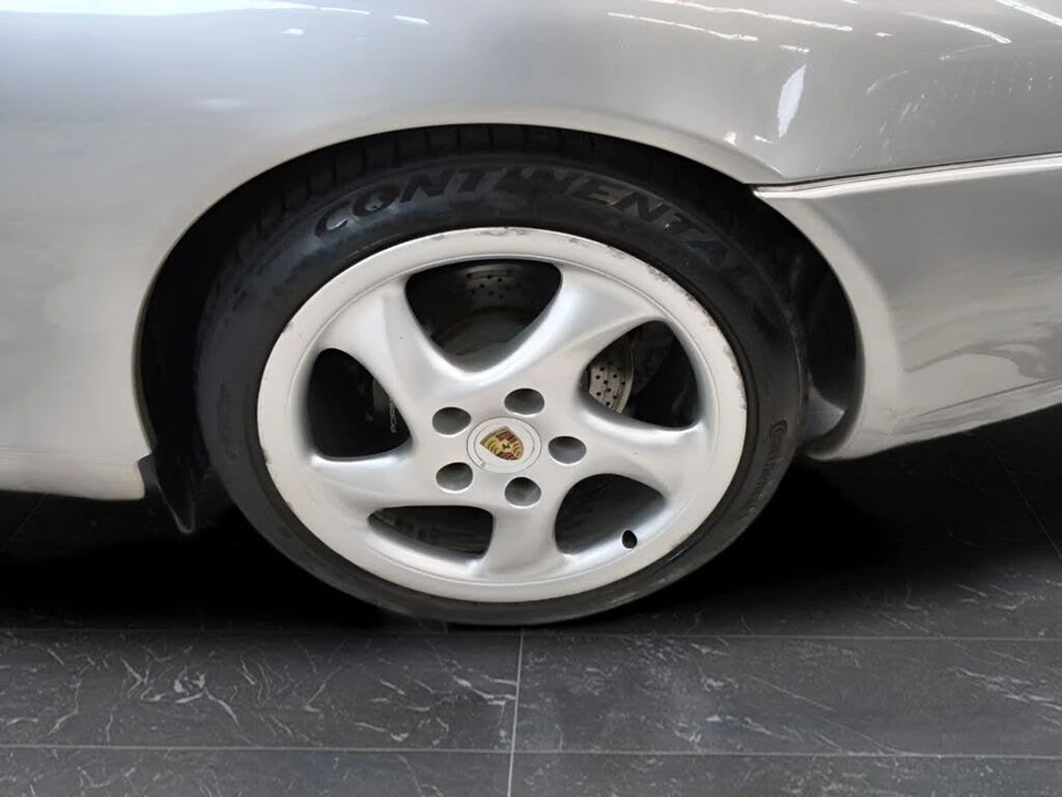 2001 Porsche 996 Carrera - Image 31 of 31