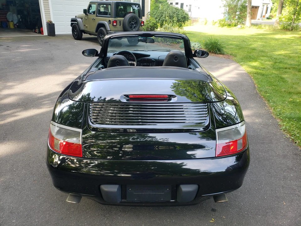 2001 Porsche 996 Carrera - Image 10 of 31