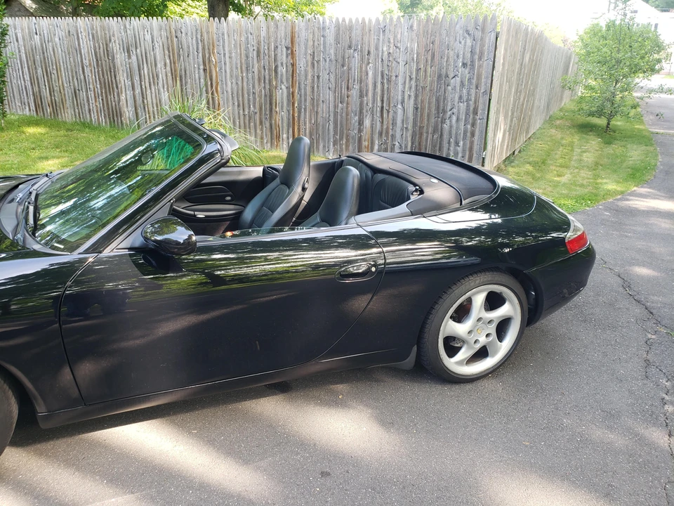 2001 Porsche 996 Carrera - Image 19 of 31