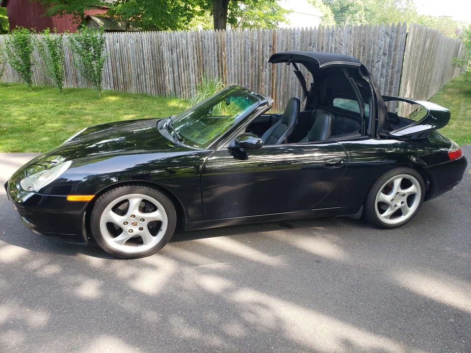 2001 Porsche 996 Carrera - Image 7 of 31
