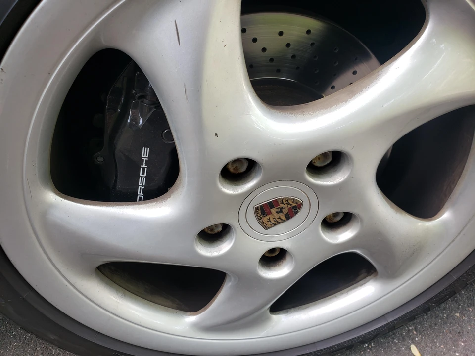 2001 Porsche 996 Carrera - Image 31 of 31