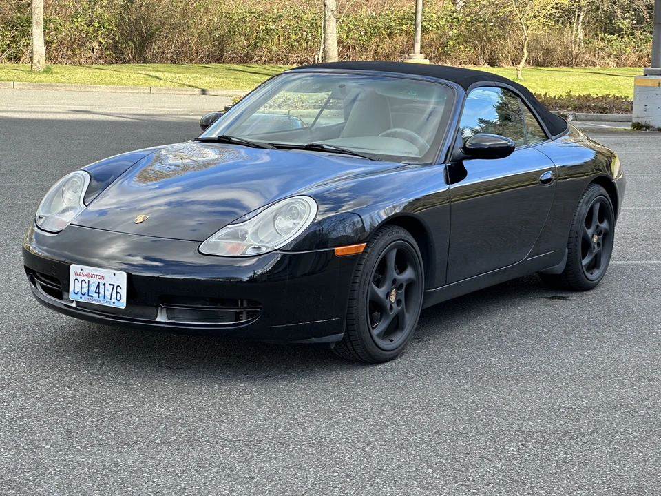 2001 Porsche 996 Carrera - Image 24 of 31