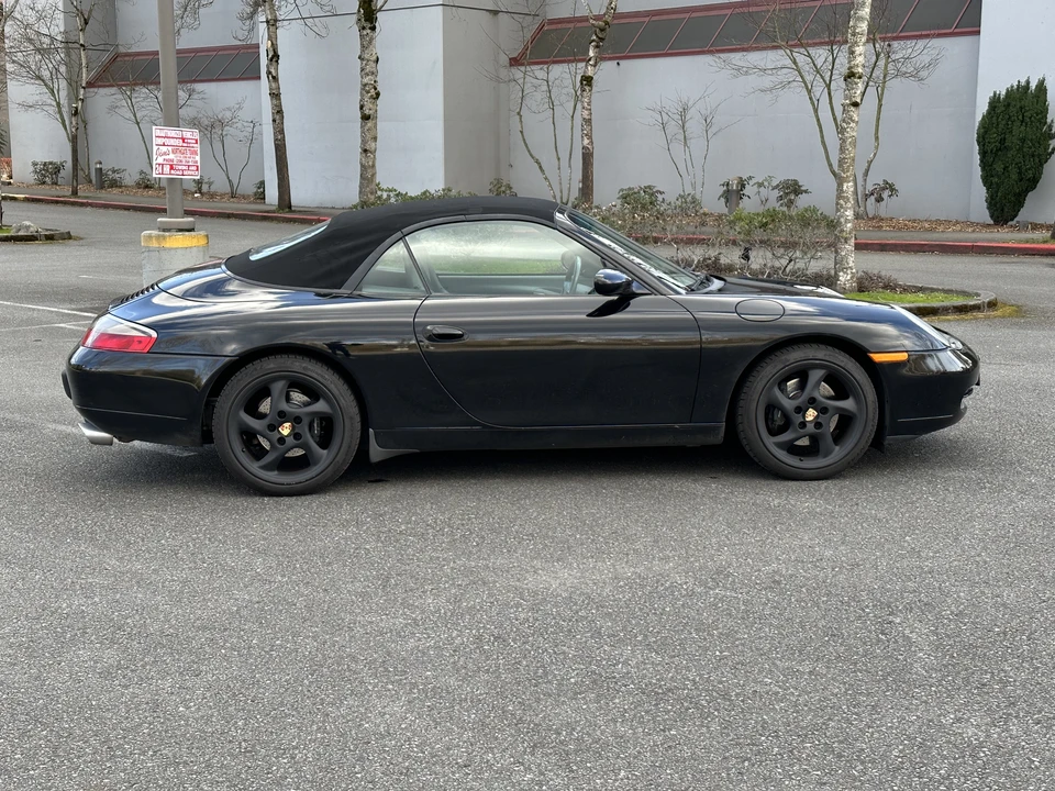 2001 Porsche 996 Carrera - Image 31 of 31