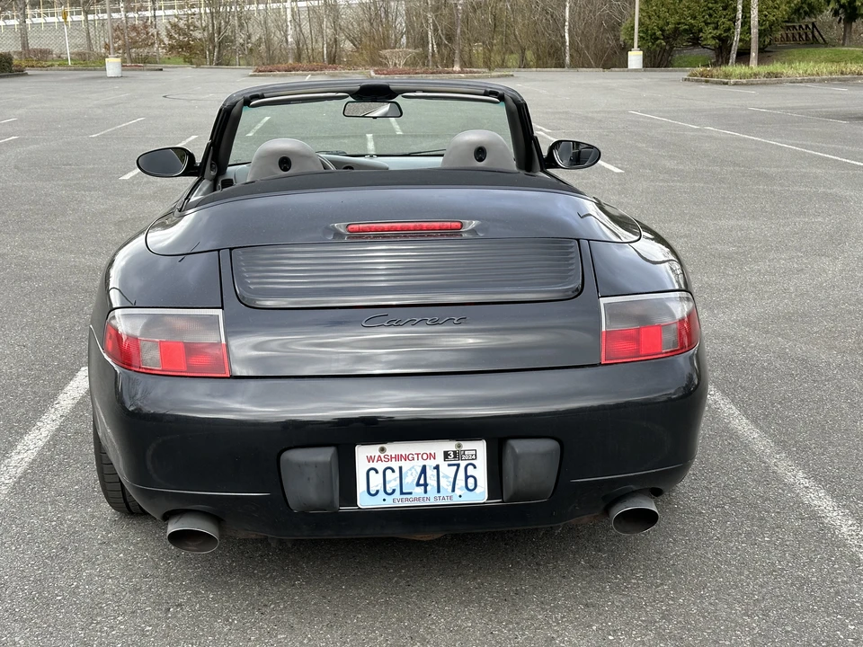 2001 Porsche 996 Carrera - Image 13 of 31