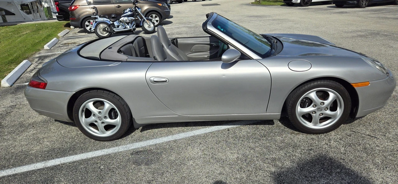 2001 Porsche 996 Carrera - Image 28 of 31