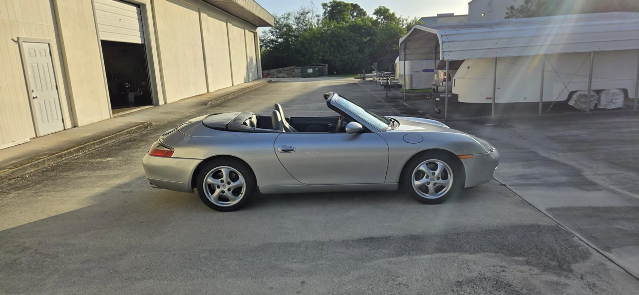 2001 Porsche 996 Carrera - Image 18 of 31