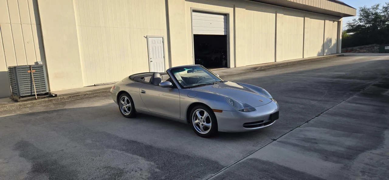 2001 Porsche 996 Carrera - Image 17 of 31