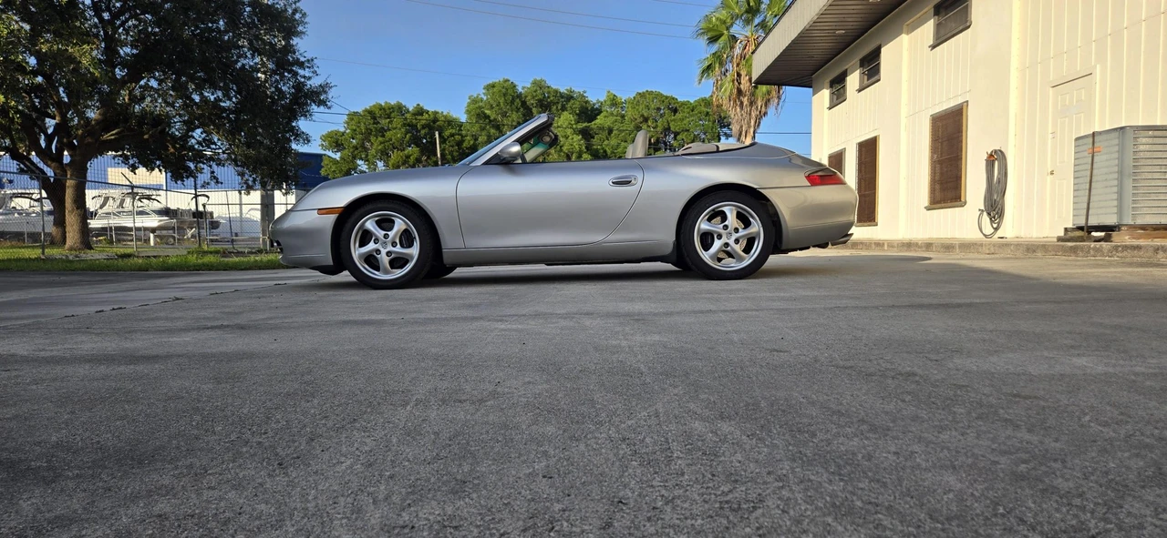 2001 Porsche 996 Carrera - Image 5 of 31