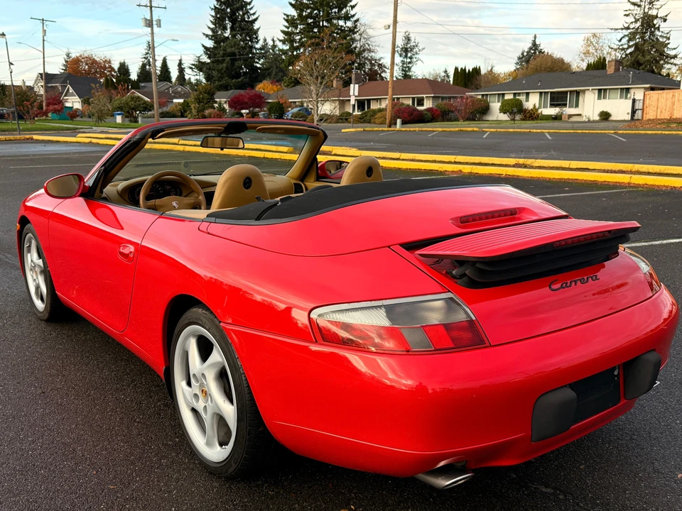 2001 Porsche 996 Carrera - Image 25 of 31