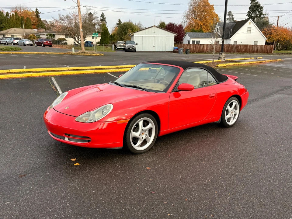 2001 Porsche 996 Carrera - Image 13 of 31