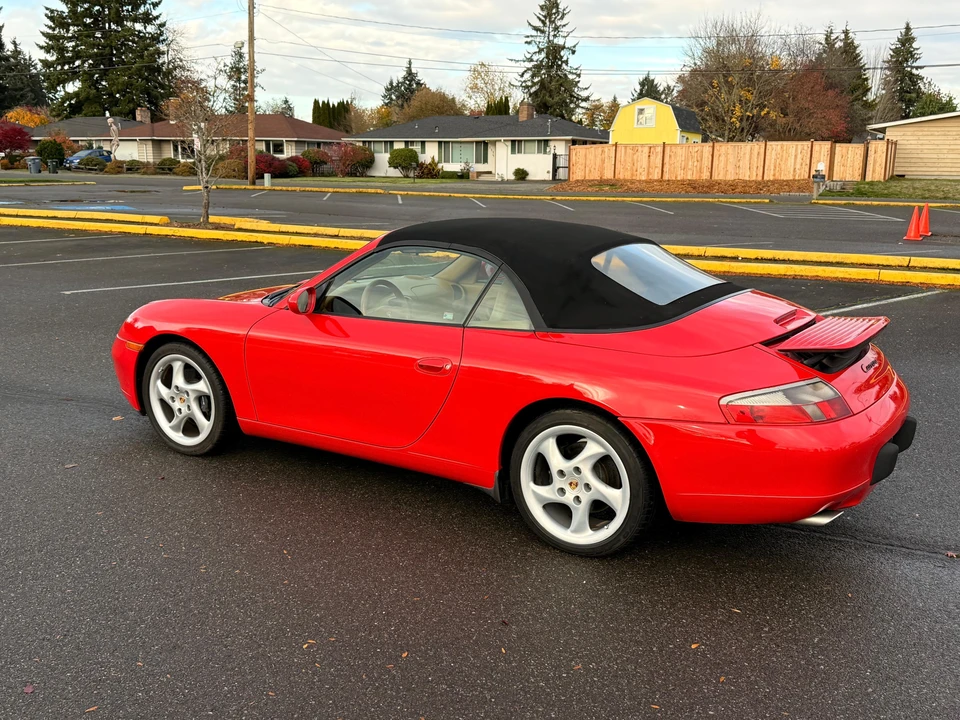 2001 Porsche 996 Carrera - Image 22 of 31