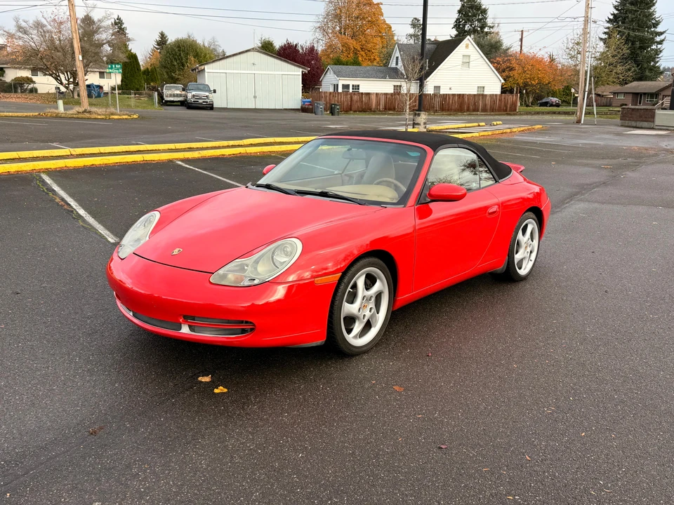 2001 Porsche 996 Carrera - Image 12 of 31