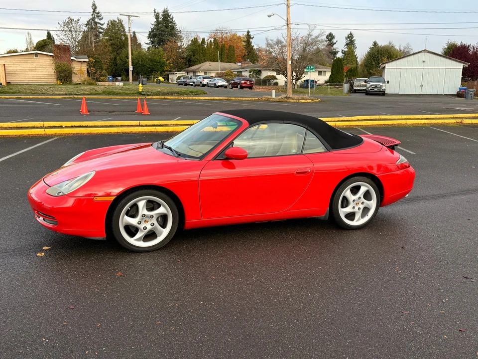 2001 Porsche 996 Carrera - Image 16 of 31