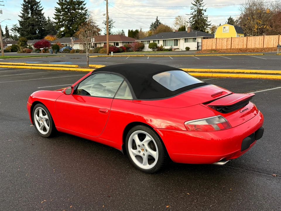 2001 Porsche 996 Carrera - Image 23 of 31