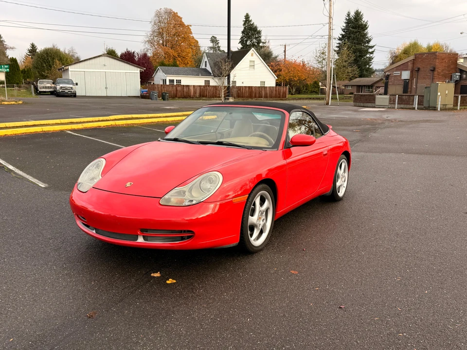 2001 Porsche 996 Carrera - Image 10 of 31