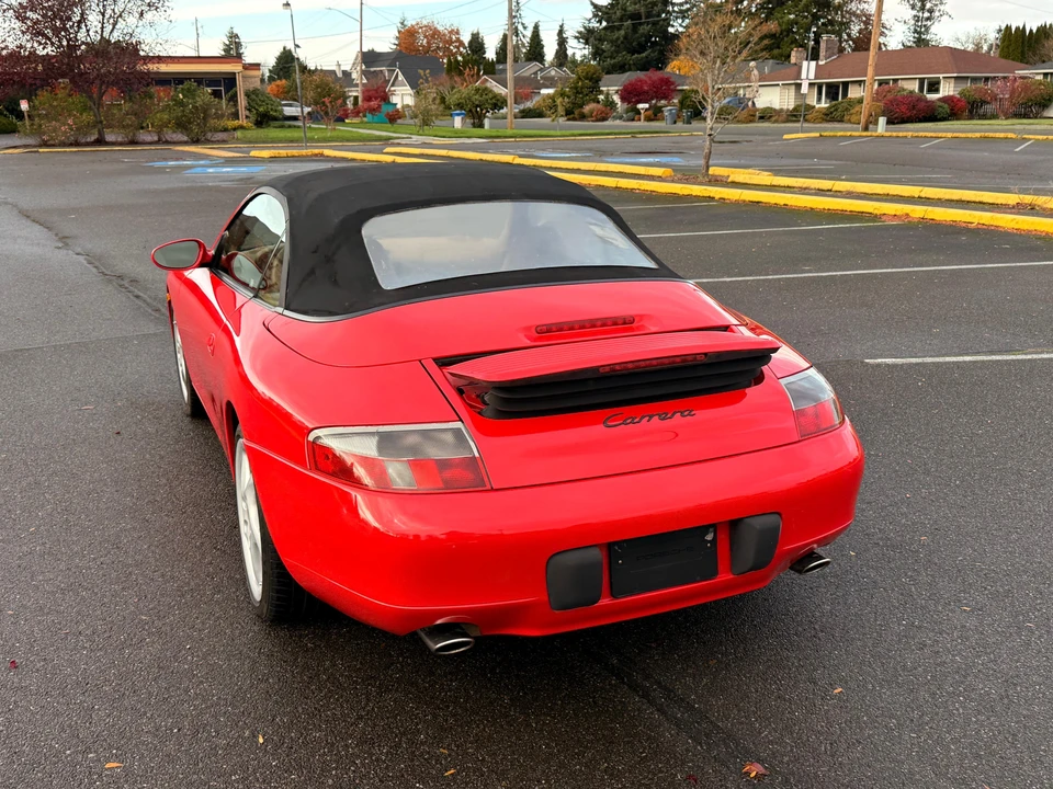 2001 Porsche 996 Carrera - Image 26 of 31