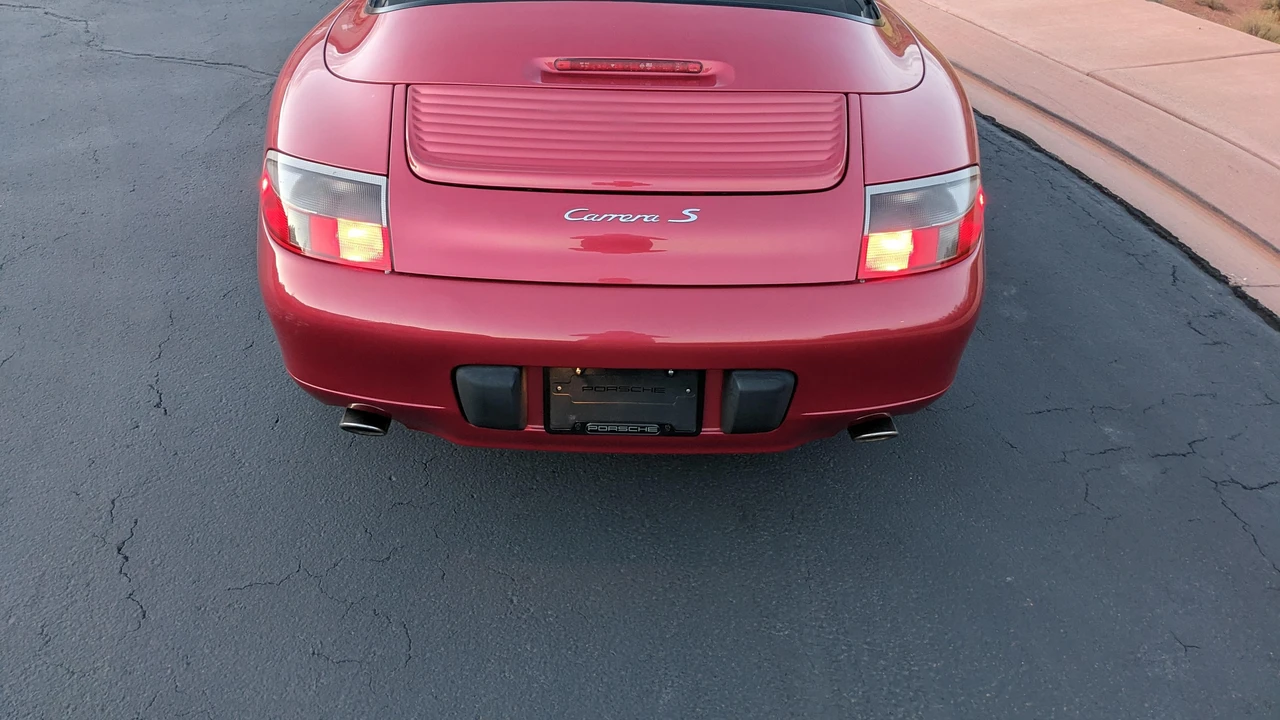 2001 Porsche 996 Carrera - Image 26 of 31