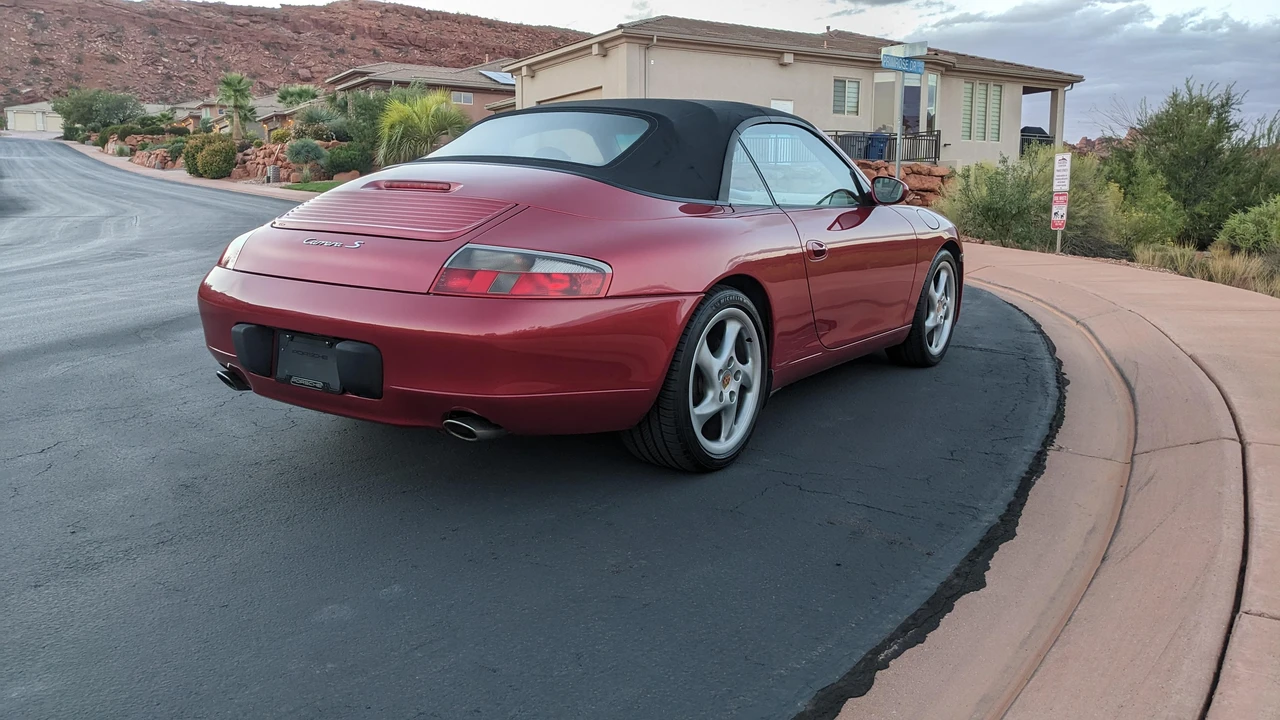 2001 Porsche 996 Carrera - Image 15 of 31