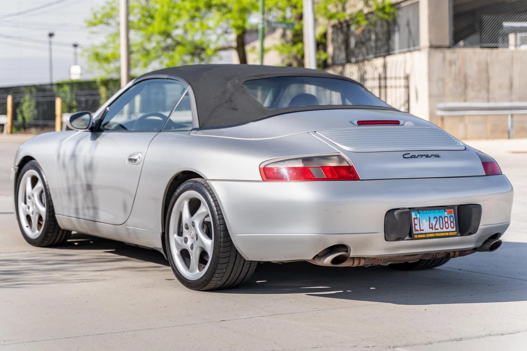 2001 Porsche 996 Carrera - Image 4 of 31