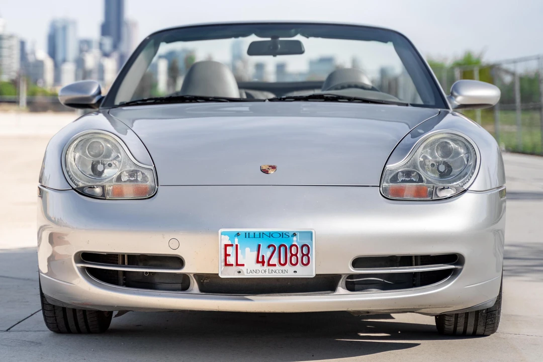 2001 Porsche 996 Carrera - Image 2 of 31