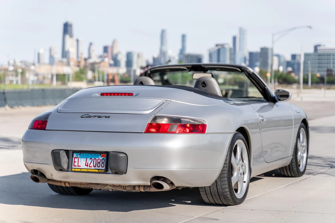 2001 Porsche 996 Carrera - Image 6 of 31