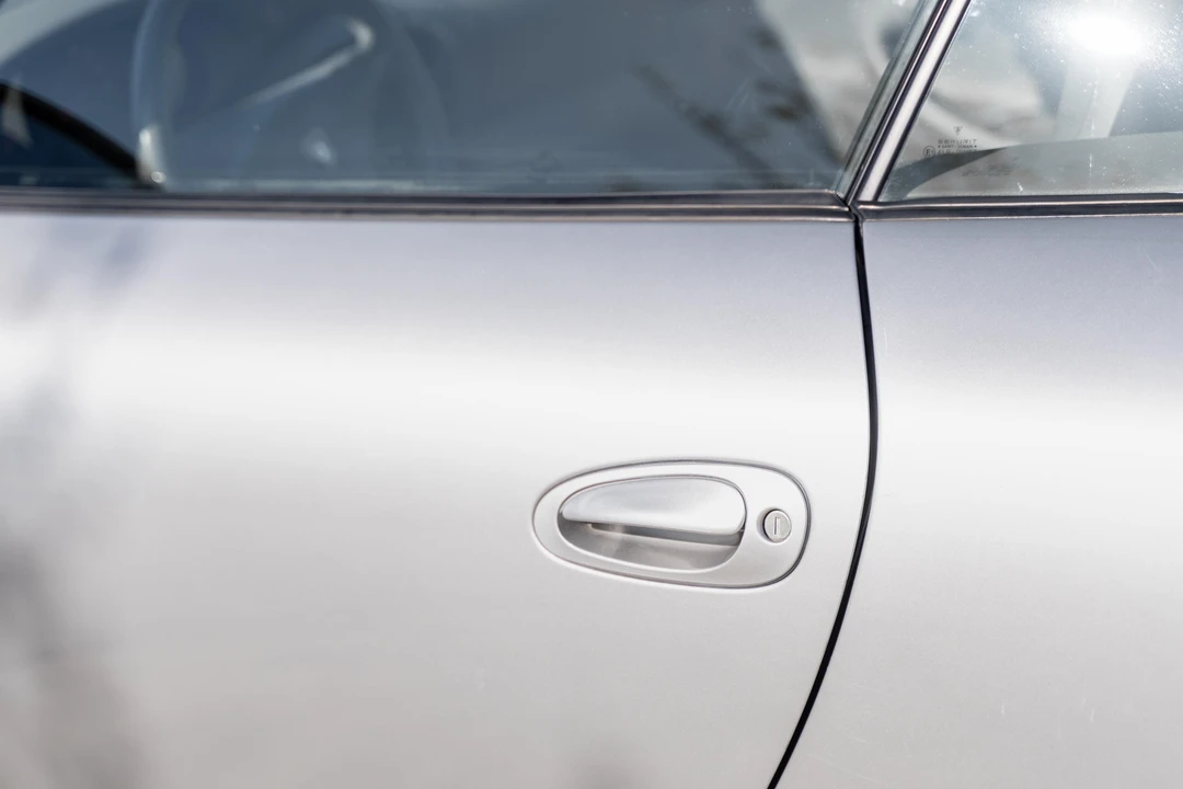 2001 Porsche 996 Carrera - Image 24 of 31