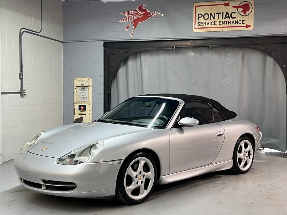 2001 Porsche 996 Carrera - Image 21 of 31
