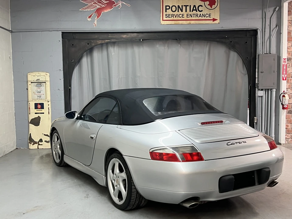 2001 Porsche 996 Carrera - Image 27 of 31