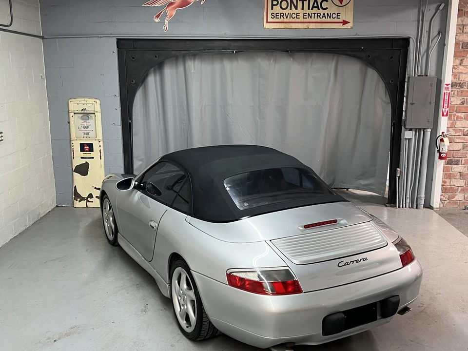2001 Porsche 996 Carrera - Image 26 of 31