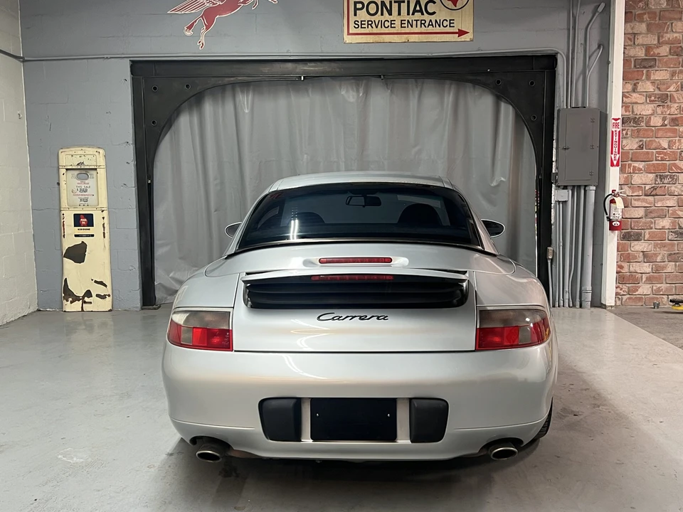 2001 Porsche 996 Carrera - Image 13 of 31