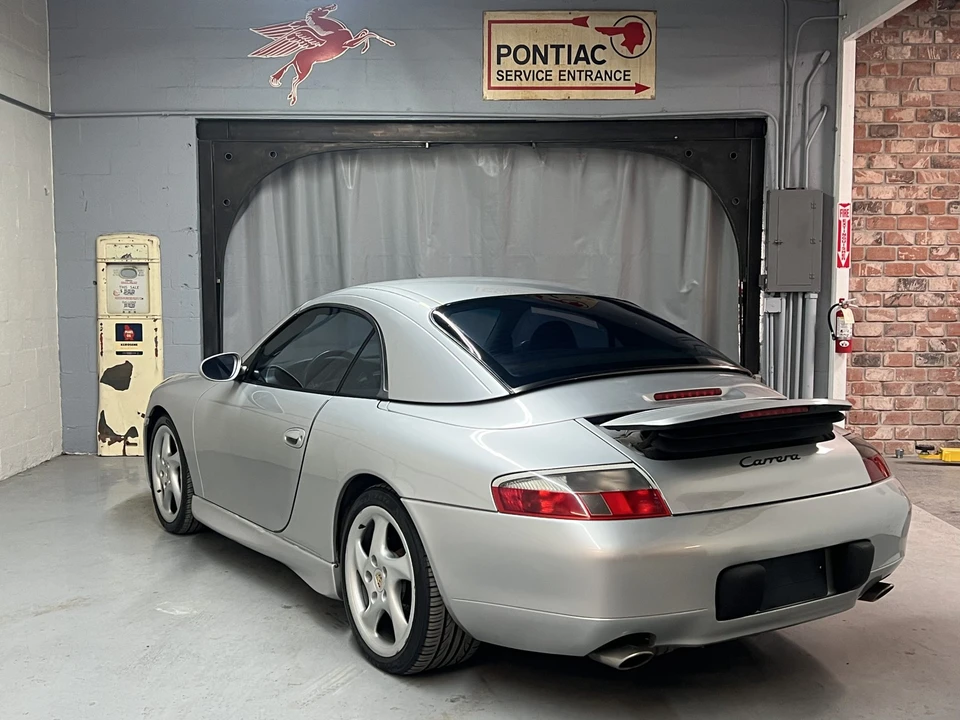 2001 Porsche 996 Carrera - Image 11 of 31