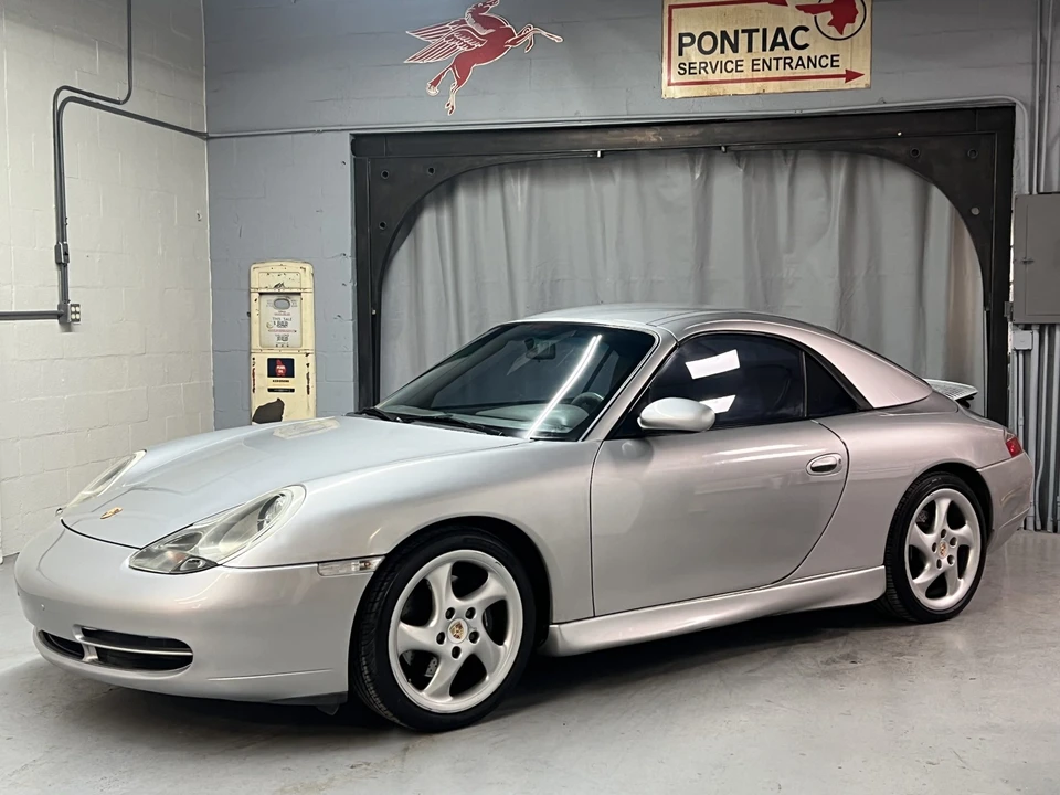 2001 Porsche 996 Carrera - Image 9 of 31